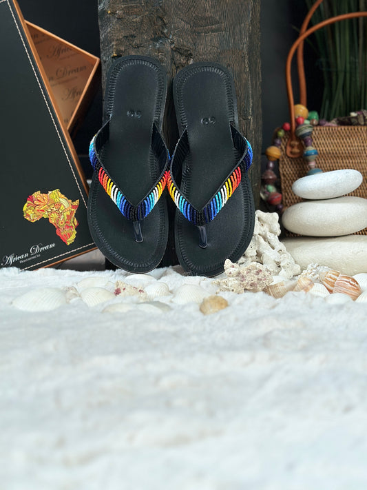Leva fekete bőr színes mintás afrikai papucs lapos talppal újjbebújós flip-flop