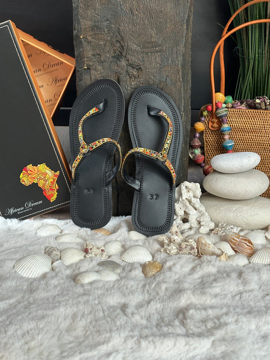 Pemba fekete bőr színes mintás afrikai papucs lapos talppal újjbebújós flip-flop